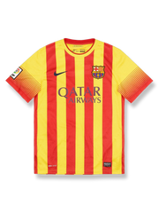 製品画像: クラシックな13/15 バルセロナ アウェイユニフォームの正面図