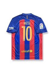 2016-17シーズンFCバルセロナホームユニフォーム リオネル・メッシ 背番号10 赤青縦縞 クラブエンブレム刺繍