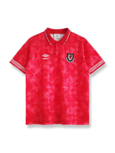 1990-92年ウェールズ代表ホームユニフォーム 赤地 白アクセント クラシックエンブレム刺繍