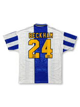 1994-96年マンチェスター・ユナイテッドアウェイユニフォーム、ベッカム24番、Wembley 1968モチーフ入りUMBRO製ビンテージサッカージャージ