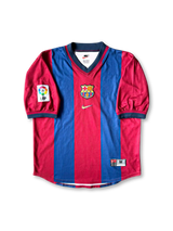 1998-99 FCバルセロナ ホーム