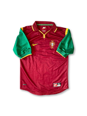 Close-up of embroidered crest on 1998-99 Portugal retro football jersey