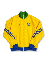 ブラジル代表 ジップジャケット 正面 ナイキ製 イエロー配色