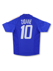 2002–04年フランス代表ホームジャージ10番ジダン、トリコロールストライプを胸にあしらったクラシックホワイトデザイン。