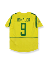 2002年ブラジル代表ワールドカップホームユニフォーム ロナウド #9 黄色 緑アクセント クラシックエンブレム刺繍
