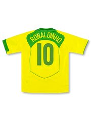 2004-05 ブラジル代表ホーム正面、カナリアイエロー×グリーン盾型パネル・丸囲み10番・5星CBFエンブレム・Nike Total 90搭載