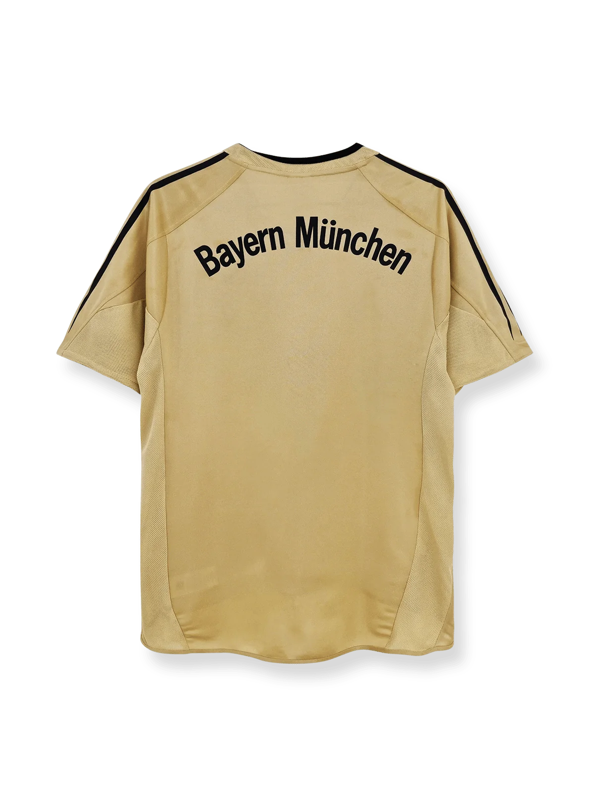 2004-05年バイエルン・ミュンヘンアウェイユニフォーム全体画像