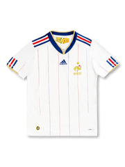 2010年フランス代表アウェイユニフォーム 正面・ピンストライプデザイン