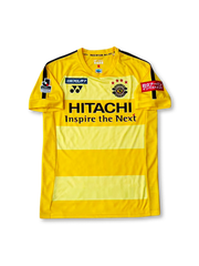 2017-18年柏レイソル ホームユニフォーム 正面、HITACHIロゴとストライプデザイン