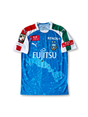 2019年川崎フロンターレ ホームユニフォーム 正面、FUJITSUロゴとスマートシティデザイン