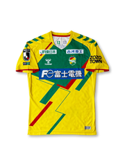 2022年ジェフユナイテッド市原・千葉 ホームユニフォーム 正面、稲毛イエローと雷グラフィックデザイン