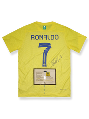 2023-24シーズンアル・ナスルホームユニフォーム クリスティアーノ・ロナウド サインプリント ブルー 白アクセント ナイキ刺繍&クラブエンブレム付き