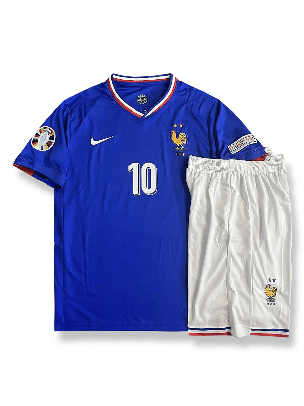 製品画像:2024年欧州選手権フランスホームシャツ・パンツセット全体の展示