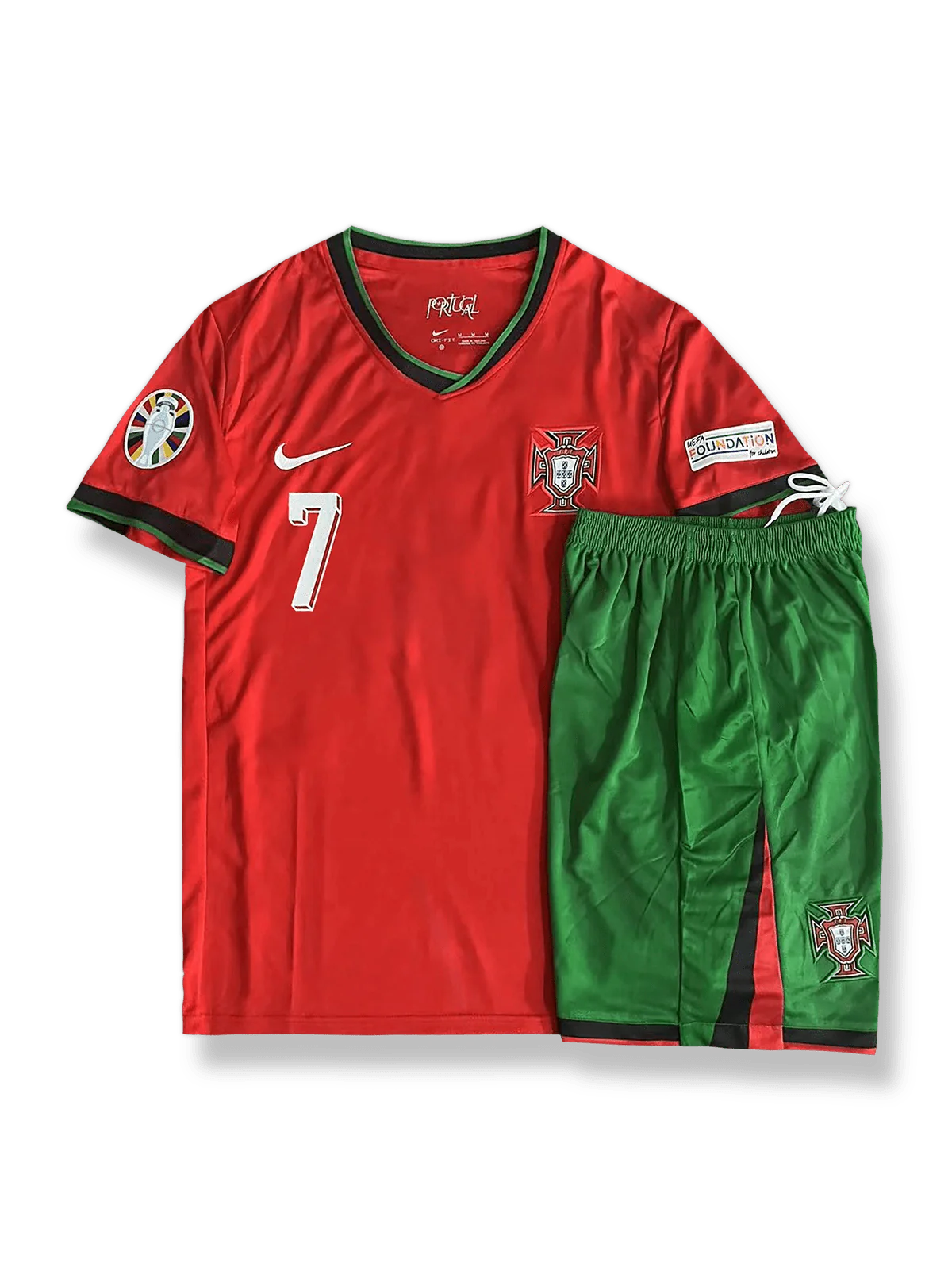 製品画像:2024年欧州選手権ポルトガル代表ホームシャツ・パンツセット全体の展示