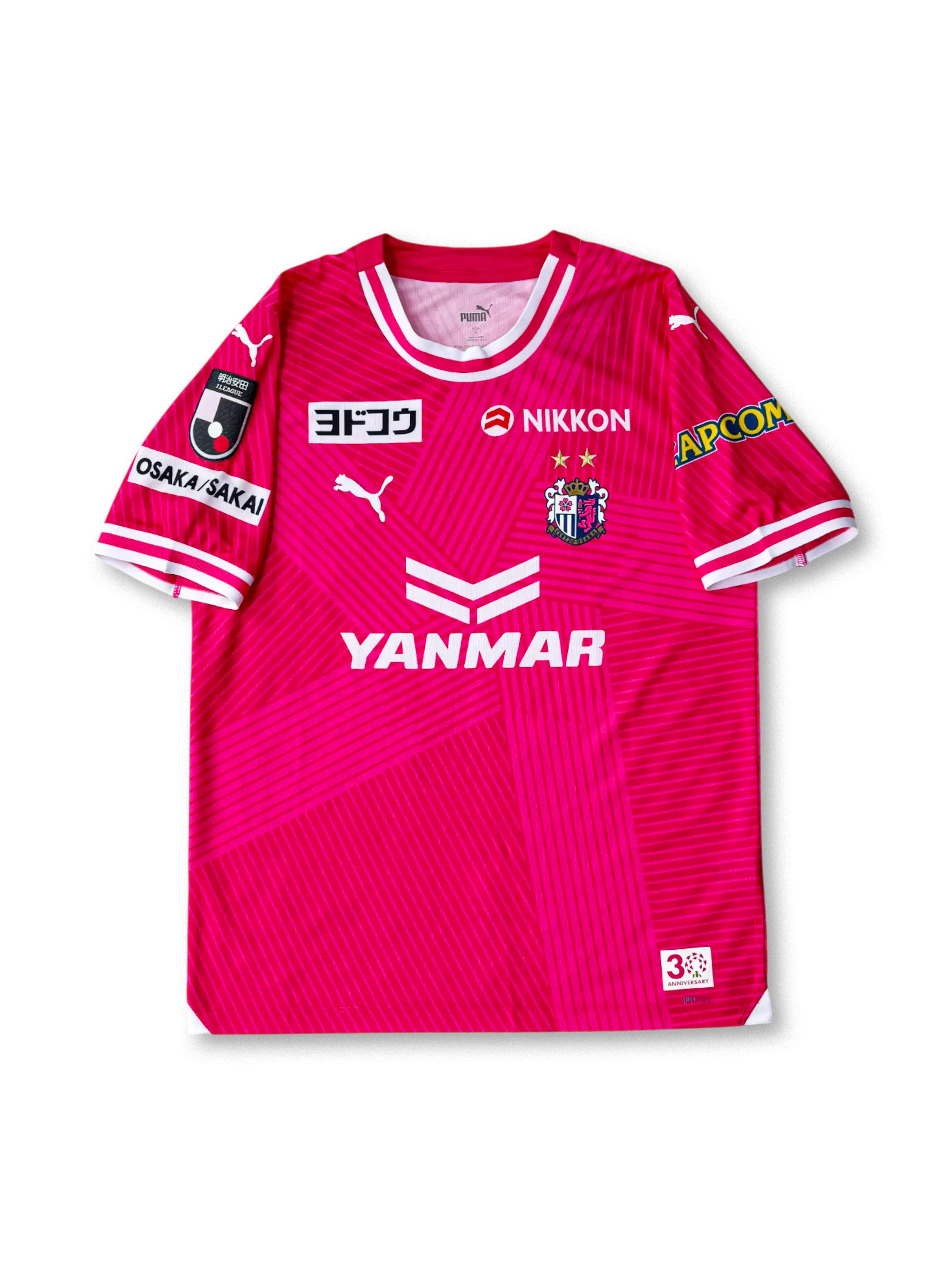 2024年セレッソ大阪 ホームユニフォーム 正面、30周年記念ロゴとYANMARスポンサー入り