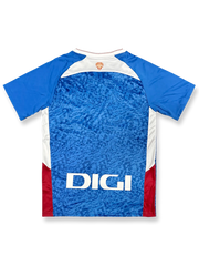 製品画像:2024/25シーズン アスレティック・ビルバオ 2ndアウェイ トレーニングユニフォーム、ブルーのテクスチャーデザインとクラブエンブレムが施されたデザイン。