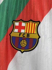 FCバルセロナ × Gucci × Nike スペシャルエディションシャツ