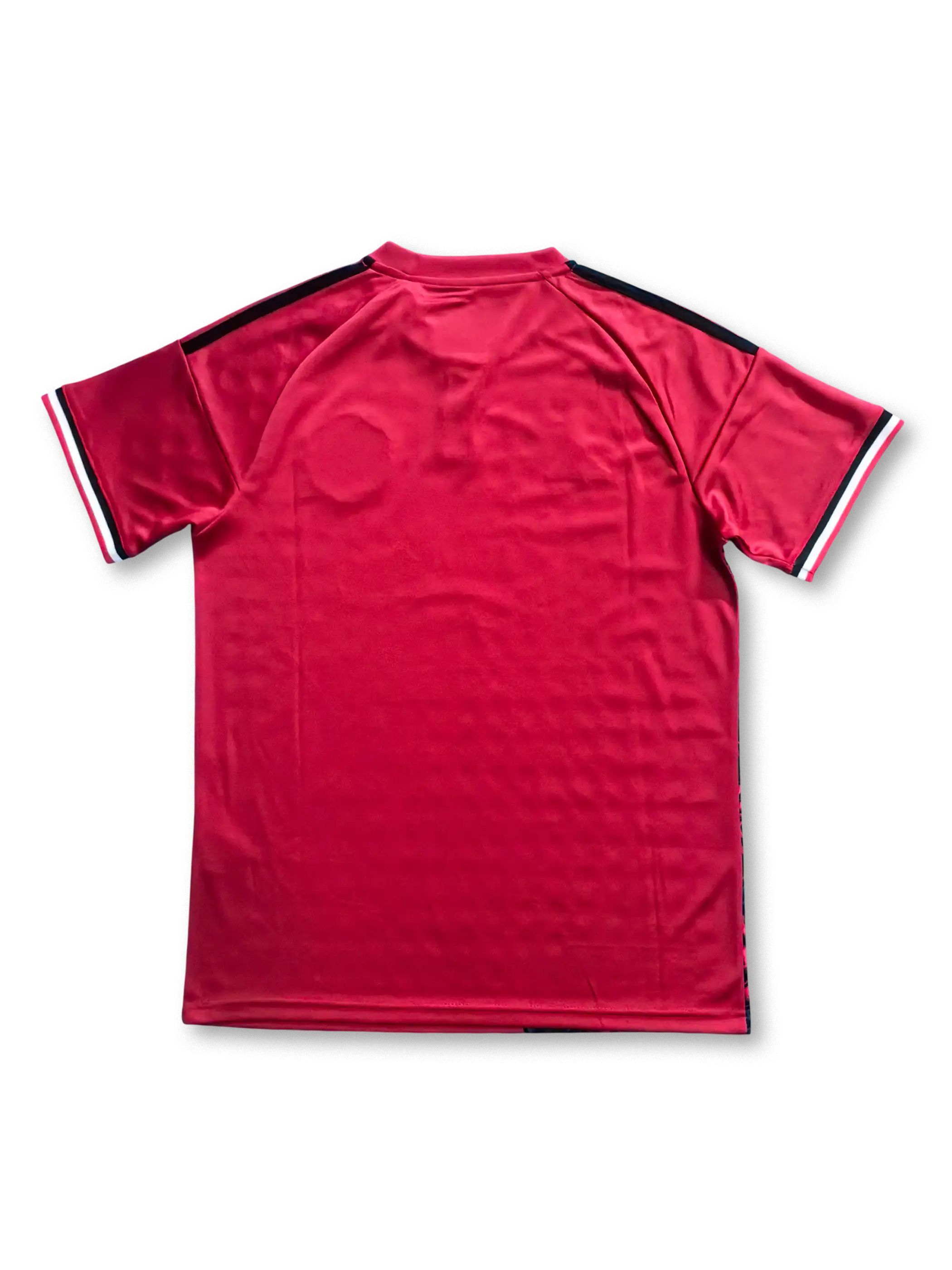 2025年マンチェスター・ユナイテッド 薔薇特別版ユニフォーム 正面、黒赤ローズグラフィック