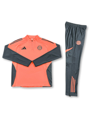 2026年バイエルン・ミュンヘン トレーニングトップ 正面