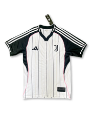 2526 ユヴェントス ベースボールシャツ 正面デザイン モノクロストライプ