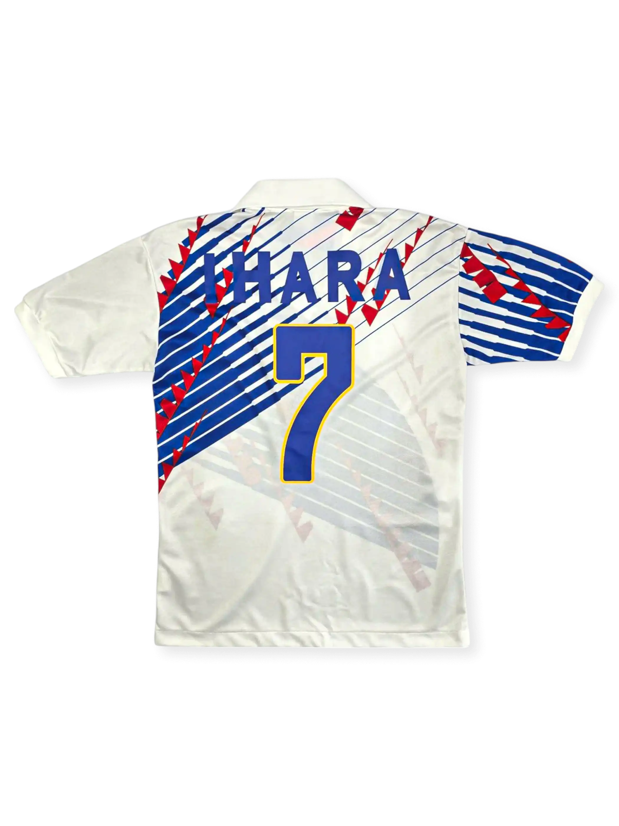 1994–95シーズン日本代表ホームジャージ7番井原正巳、白地にレッドアクセントと日の丸を胸にあしらったクラシックデザイン。
