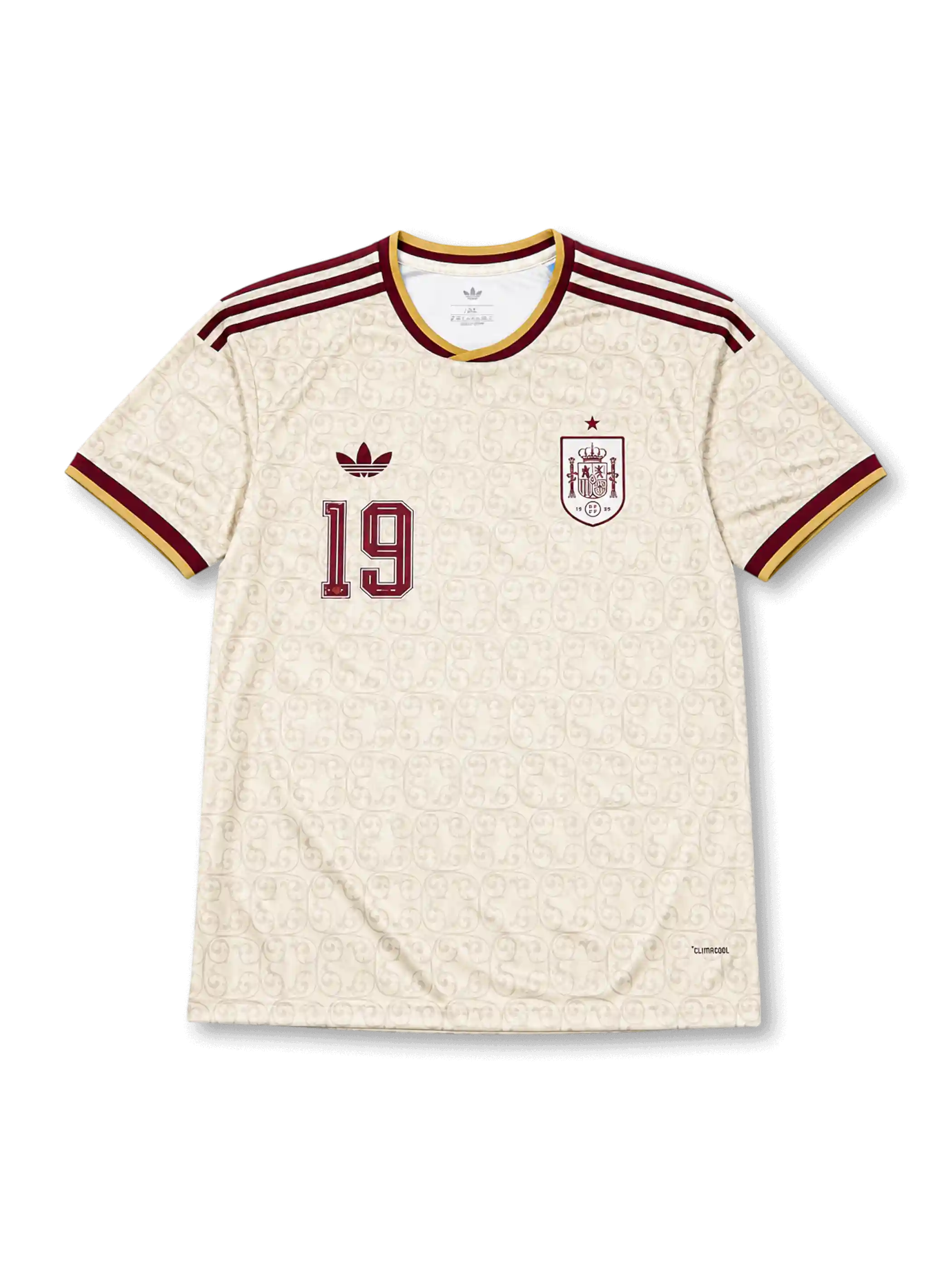 スペイン代表 2026 ワールドカップ アウェイ レプリカユニフォーム フロント、生成りボディに渦巻きオーナメント調トーナル総柄、右胸にバーガンディ1色のスペイン連盟エンブレムと星、左胸にトレフォイルロゴと胸番号19、バーガンディと金のVネックと肩3ストライプ