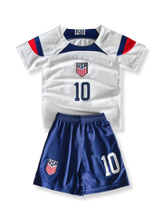 製品画像:アメリカ代表子供用ユニフォームセット全体図、プリシッチ10番