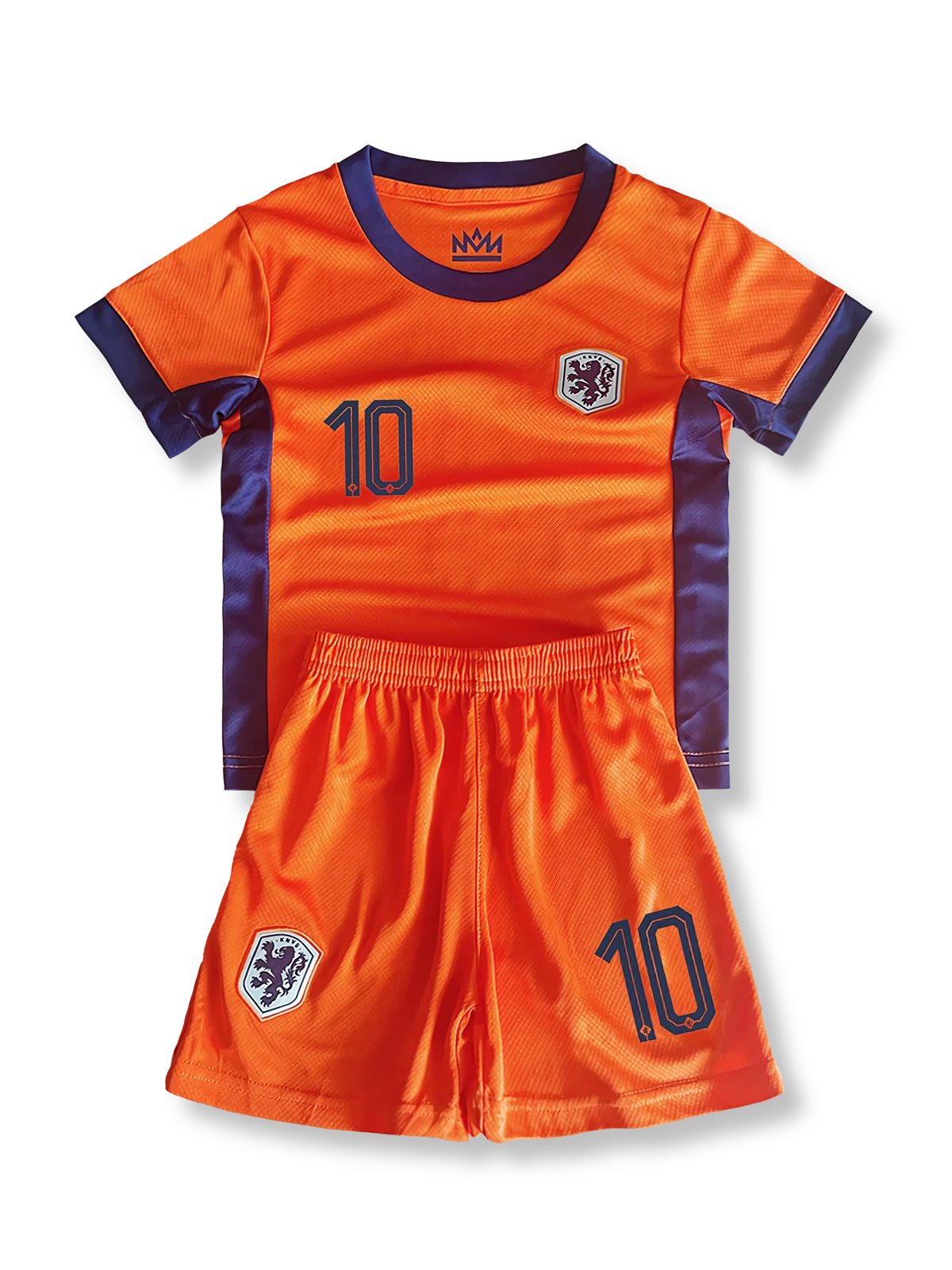 製品画像:オランダ代表子供用ユニフォームセット全体図、メンフィス10番