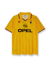 1995/96シーズンのACミランセカンドアウェイユニフォーム、パオロ・マルディーニ着用のクラシックサッカージャージ