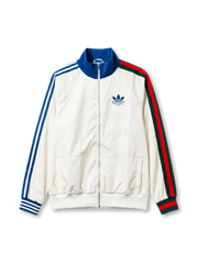 adidas Originals×Gucciトラックジャケット正面・クリーム×ブルー、クリームサテン・左袖青白3本ストライプ・右袖緑赤Gucciウェブ・ブルーリブカラー・adidasトレフォイルGUCCIコンビロゴ