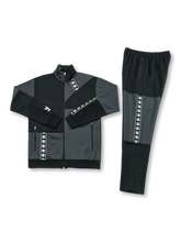 adidas Originals モノトーン トラックスーツ 正面デザイン