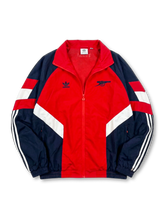 アーセナルFC adidas トラックジャケット 正面デザイン