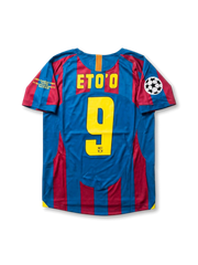 FCバルセロナ 2005-06 ホーム UEFAチャンピオンズリーグ決勝パリ仕様 エトー9番 バック(ETO'Oネーム+背番号9+決勝刺繍+スターボールパッチ)
