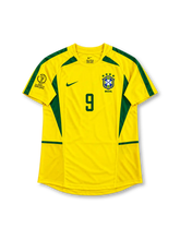 2002年日韓FIFAワールドカップ ブラジル代表ホームユニフォーム ロナウド9番 Nike製イエロー×グリーンのサッカージャージ
