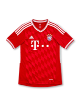 バイエルン・ミュンヘン 2013/14 ホーム ユニフォーム