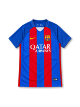 FCバルセロナ 2016/17 ホームユニフォーム ブラウグラナの縦縞 金色のスウッシュ ナイキ製 QATAR AIRWAYSスポンサー
