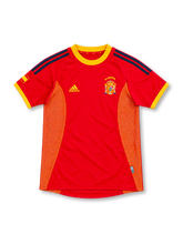 2002 スペイン代表 ホーム adidas製 黄色の丸首とドット状パネルが入った赤いレトロサッカーユニフォーム