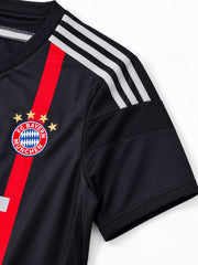 バイエルン・ミュンヘン 2014/15 サード ユニフォーム