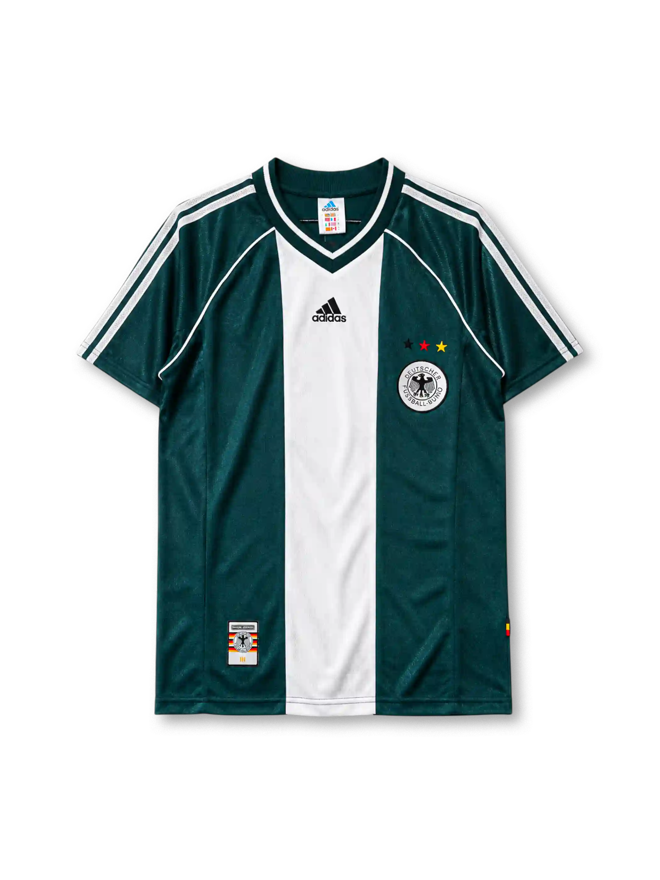 ダークグリーンとホワイトを組み合わせたデザイン、ホワイト地のVネック襟、左胸のadidasロゴ、右胸のDFBクラブエンブレムと3色の星を備えたドイツ代表1998アウェイジャージ正面