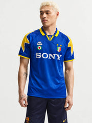 ユベントス 1995/96 アウェイシャツ