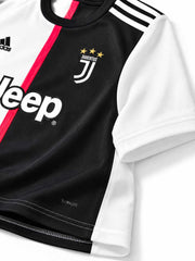 ユヴェントス 2019-20 ホームジャージ