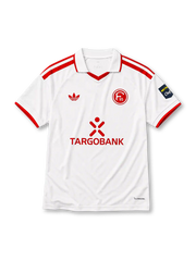 白地に赤いV字ポロ襟と袖口トリム、赤いadidasトレフォイルロゴ、赤いF95クラブエンブレム、TARGOBANKのスポンサーロゴを備えたフォルトゥナ・デュッセルドルフ2026-27アウェイシャツ正面