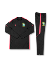 ブラジル代表 2026-27 ブラック×レッド 長袖ハーフジップ トレーニングトップとパンツの上下セット 赤のジャンプマンロゴと5つ星エンブレム入り
