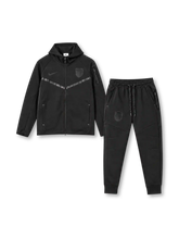 ノルウェー代表 2026年 テックフリースブラックアウトフーディー&パンツセット(Nike製、オールブラック)