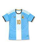 2026 アルゼンチン代表 メッシ引退記念 スペシャルエディション 五月の太陽の放射状ラインと金色の10番、メッシのロゴが入ったスカイブルーのジャージ 表面