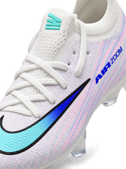 Nike マーキュリアル ヴェイパー 15 FG