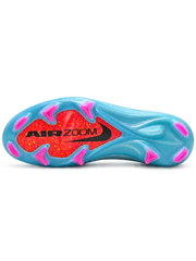 Nike Mercurial/マーキュリアル FG スカイブルーのサッカースパイク、カラフルなスプラッシュ柄とシルバーのスウッシュ、ピンクのスタッド