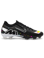 Nike Mercurial/マーキュリアル FG ブラックのサッカースパイク、カラフルなスプラッシュ柄とシルバーのスウッシュ、かかとのMロゴ
