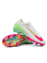 Nike Mercurial/マーキュリアル FG ホワイトとピンク、ライムグリーンのサッカースパイク、ゴールド縁取りのスウッシュと虹色のソールプレート