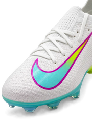 Nike マーキュリアル FG サッカースパイク